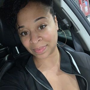 Meet your Posher, Trinea